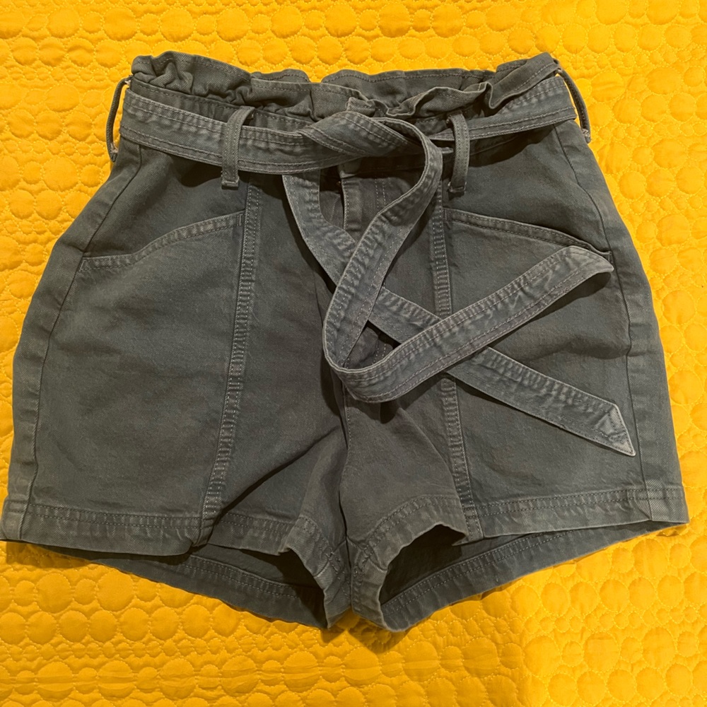 NWOT Paper bag shorts